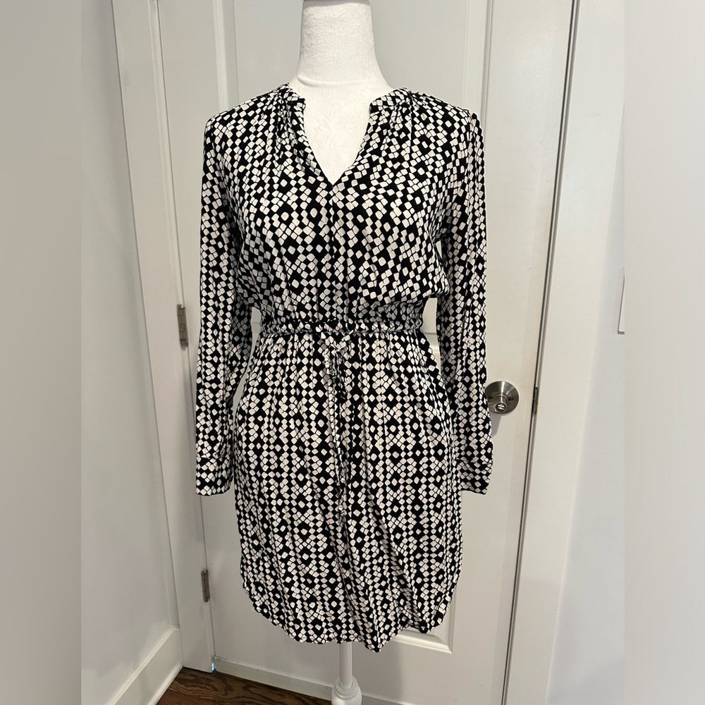 Loft Above the knee long sleeve dress